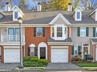 58 Washington Ct, Towaco, NJ