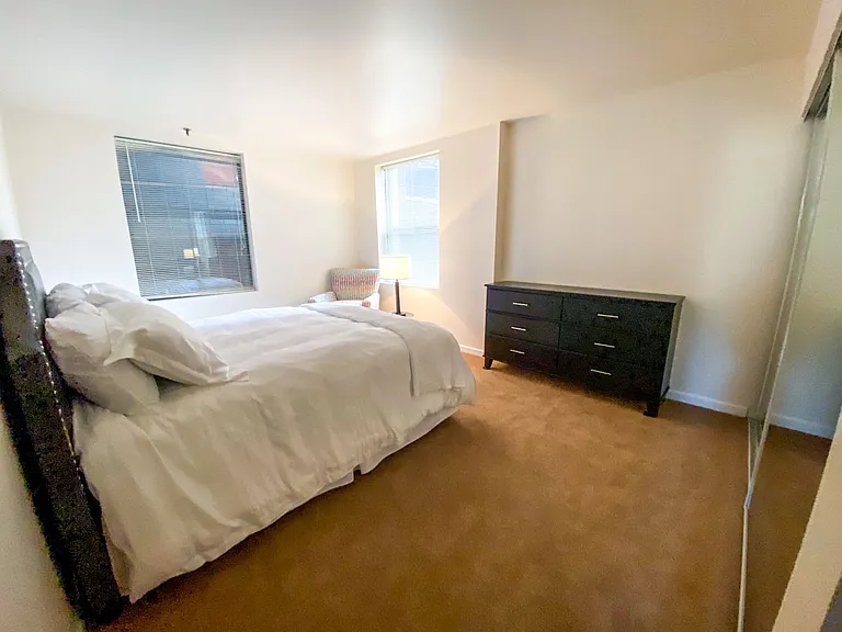 Tuscany Apartments — Photo 45