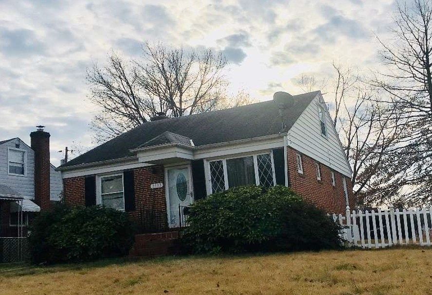 2nd image of 3513 Royston Ave