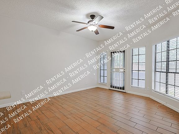 3rd image of 8888 N 47th Ave APT 119
