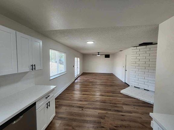 5th image of 47684 Hopi Ave