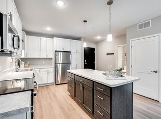 District Apartments, Minneapolis, MN 55431