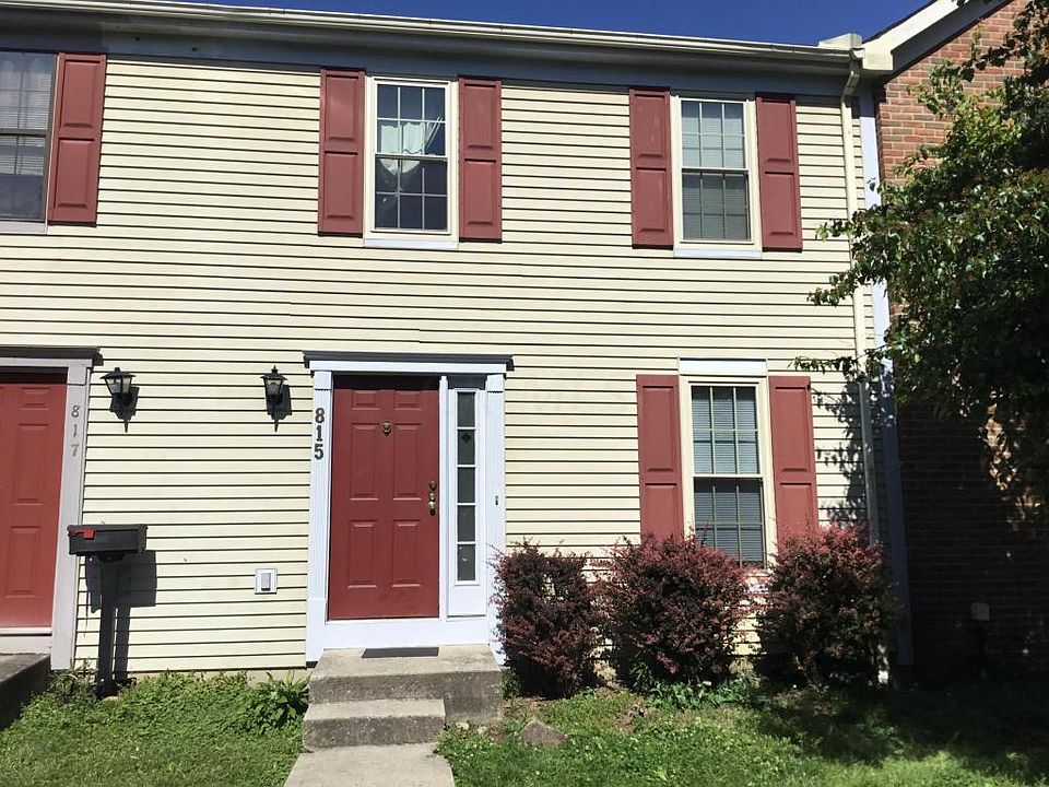 1st image of 815 Crofton Pl