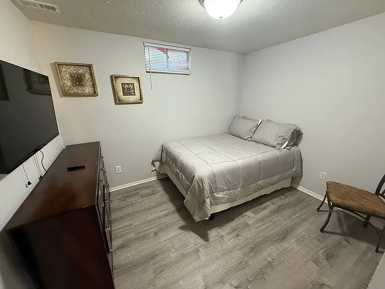 207 Wheaton Ct — Photo 24
