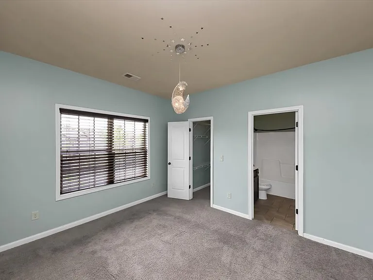 6059 Cove Park Dr — Photo 35