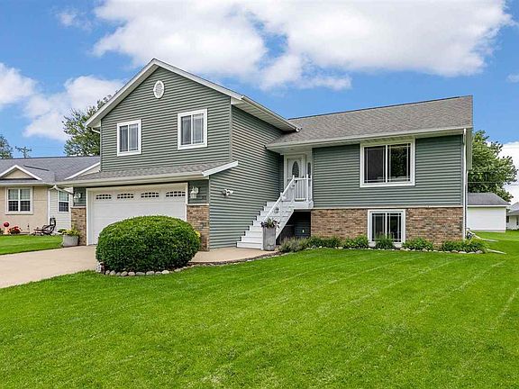 2nd image of 104 Kleopfer Ave