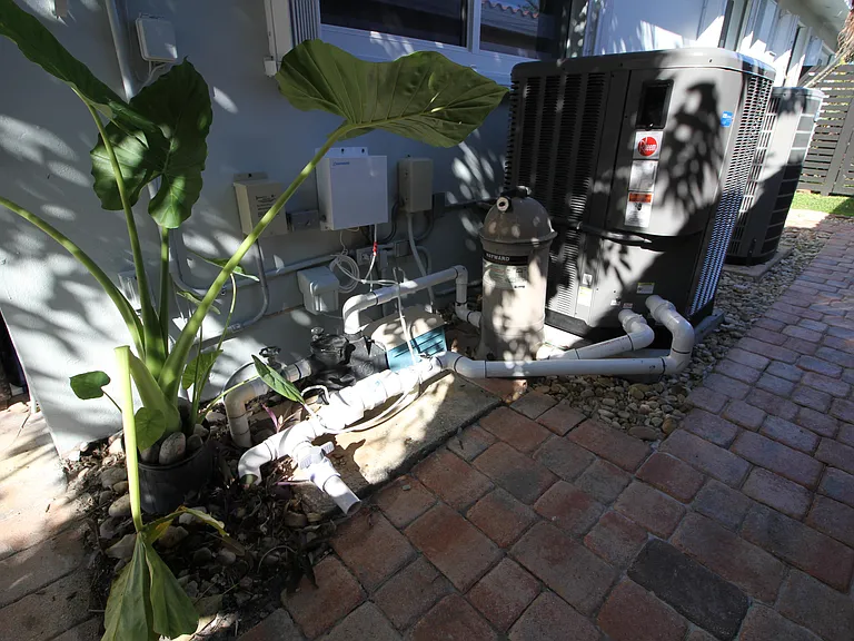 2548 SE 14th St E #2548 SE 14TH ST — Photo 90