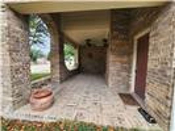 4th image of 2617 Choctaw Ct