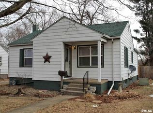 243 Highland Ave, Galesburg, IL 61401