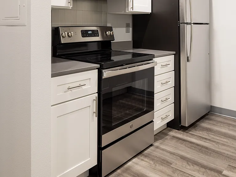 Interlake Place — Photo 7