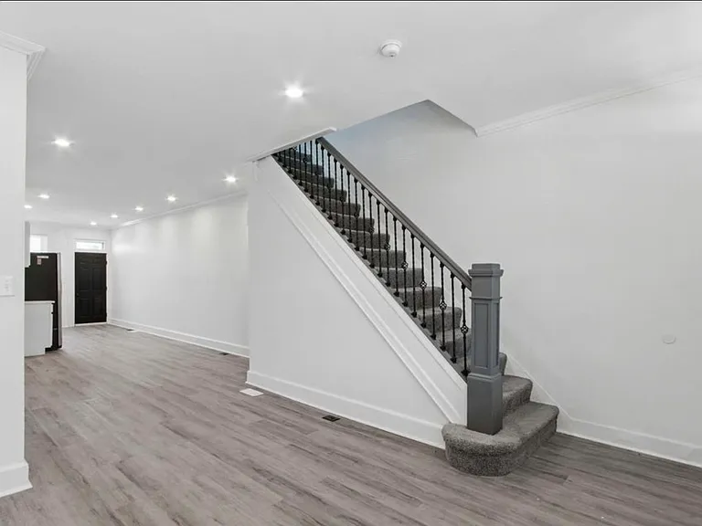2582 Edmondson Ave — Photo 13