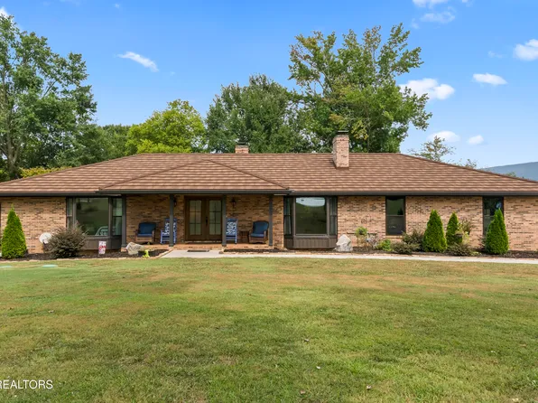 240 McClary Dr, Benton, TN 37307