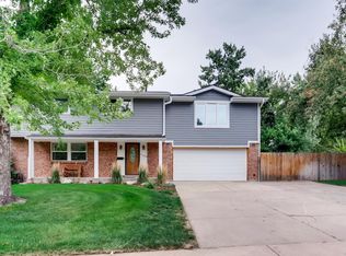 7180 S Penrose Ct, Centennial, CO 80122