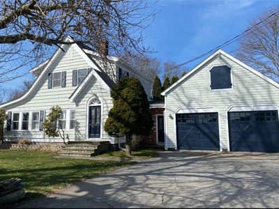 348 Bristol Ferry Rd, Portsmouth, RI, 02871