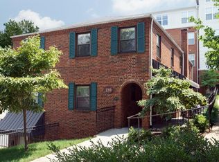 230 14th St NW #1-01, Charlottesville, VA 22903