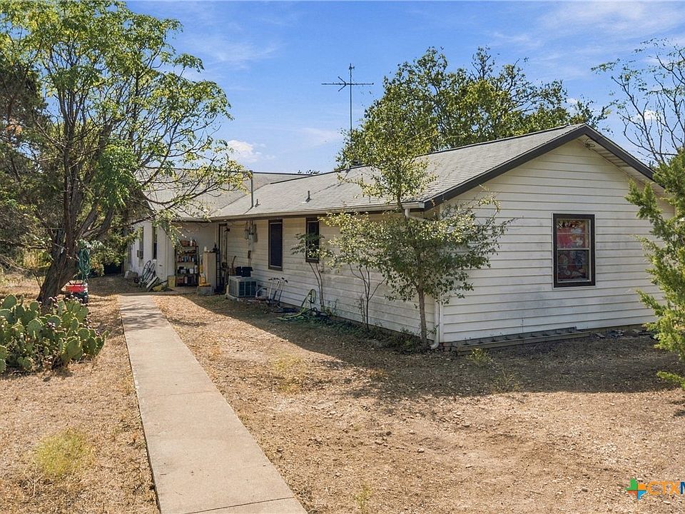 1st image of 651 Richard Ln