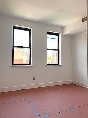 1st image of 186 Meserole St