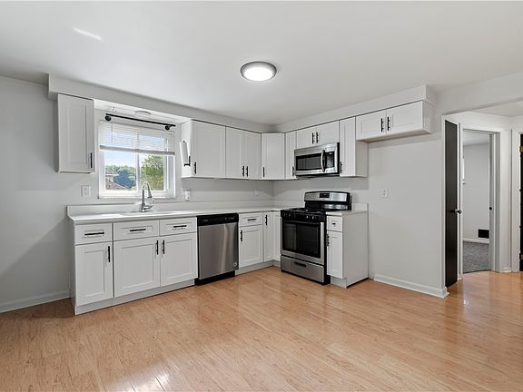 5th image of 1808 Vermont Ave