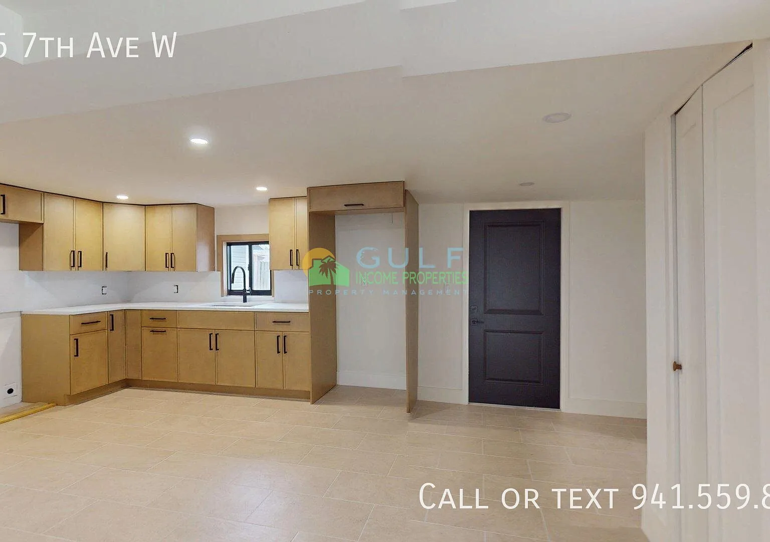 2 bed, 1.0 bath, 1060 sqft, $2,300 — Photo 2