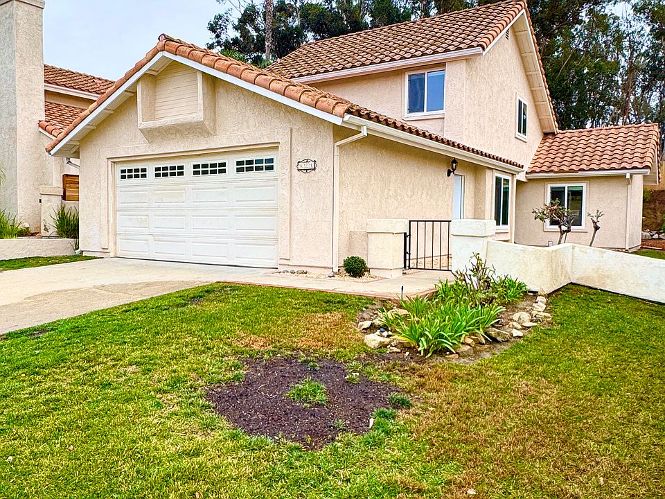 1st image of 821 Lochwood Pl