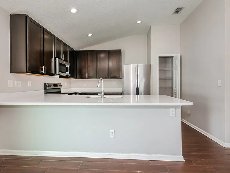 1329 Biscayne Grove Ln — Photo 7