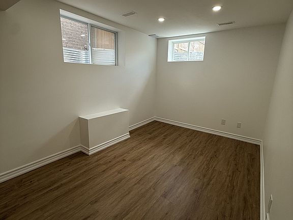 4th image of 34 John Brabson Cres