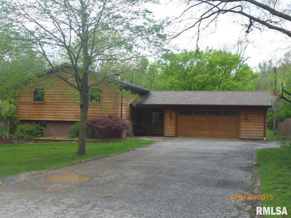 2039 Shook Ln, Centralia, IL 62801