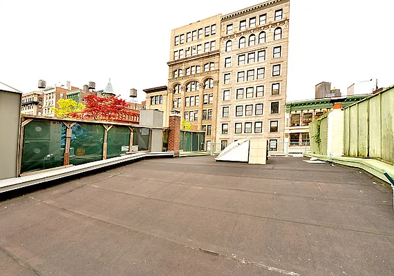 Sold by Gold Coast Capital Resources, LLC | media 19