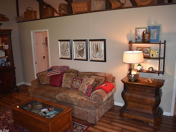 4th image of 1448 Glenmere Cir
