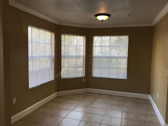 5th image of 660 Youngstown Pkwy APT 287