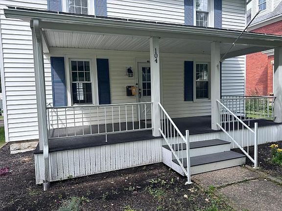 2nd image of 104 Vine St #1