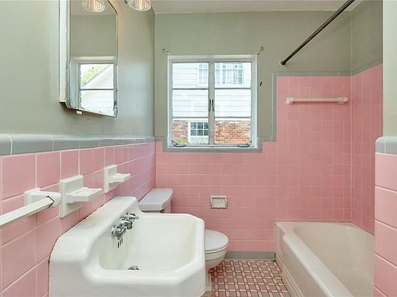 3rd image of 2759 Marcelus Dr