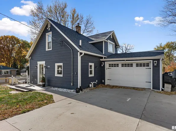 1406 26th St, Bettendorf, IA 52722