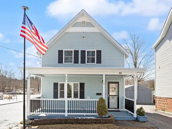 19 Cherry St, Hudson, MA 01749