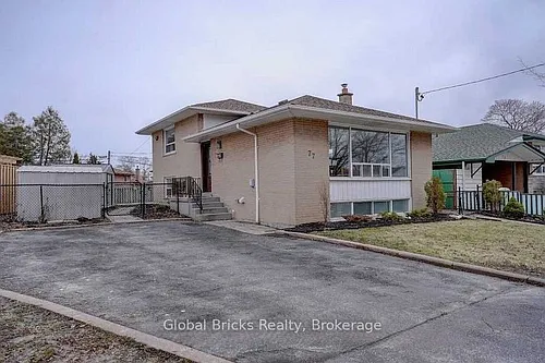 77 Milford Haven Dr E Photo 1 77 Milford Haven Dr E Photo 1