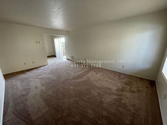 3rd image of 3130 Bayer St #1