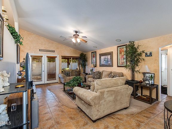 5th image of 1631 E DAISY Street