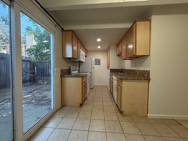 7032 Fair Oaks Blvd #4 — Photo 13