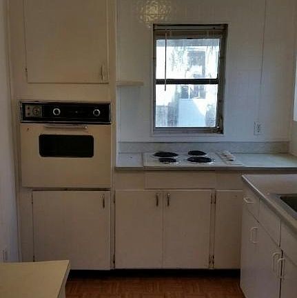 4th image of 331 Daytona Ave