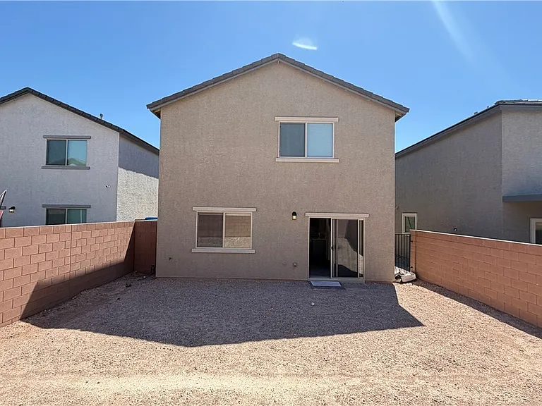 9527 Victory Wings St — Photo 17
