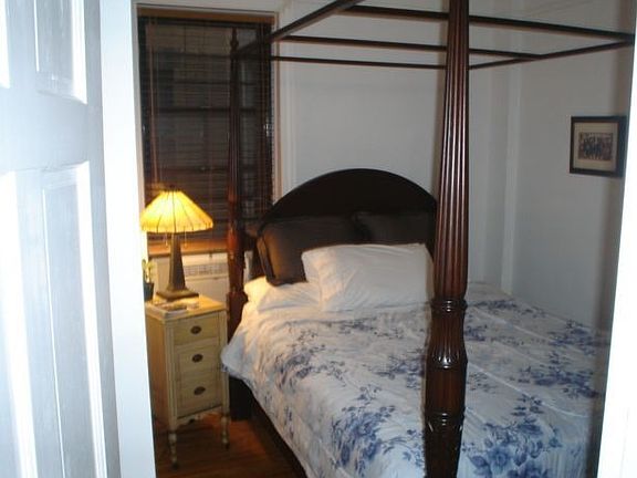 3rd image of 115 W 104th St APT 53