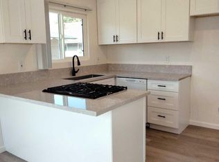 2726 W Aurora St #4, Santa Ana, CA 92704