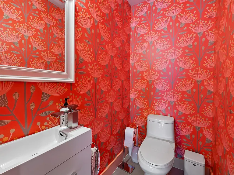 619 Harvard St NW #2 — Photo 8