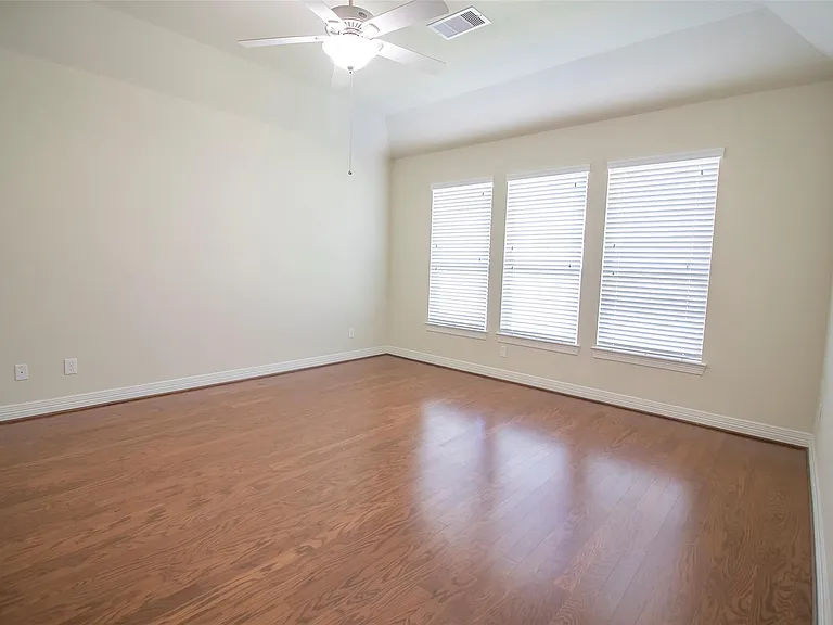 4718 Sabero Ln — Photo 26