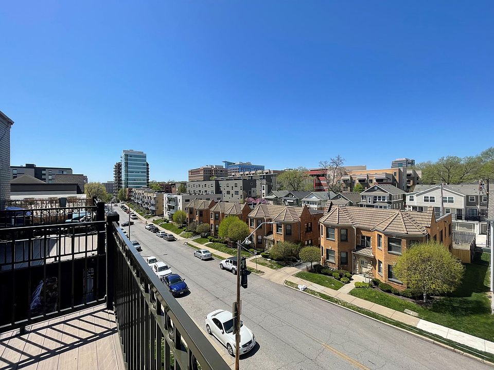 1st image of 333 W 45th St APT 310