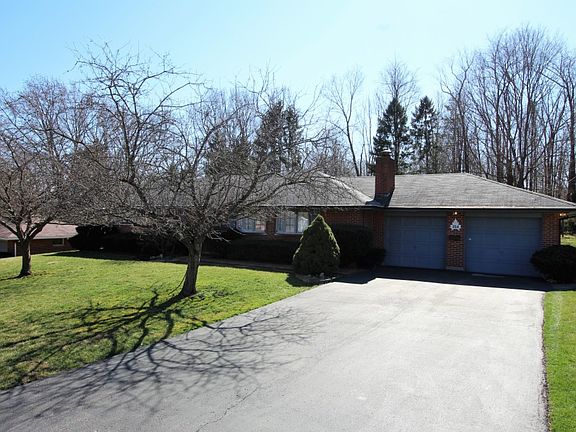 2nd image of 254 Hilltop Dr