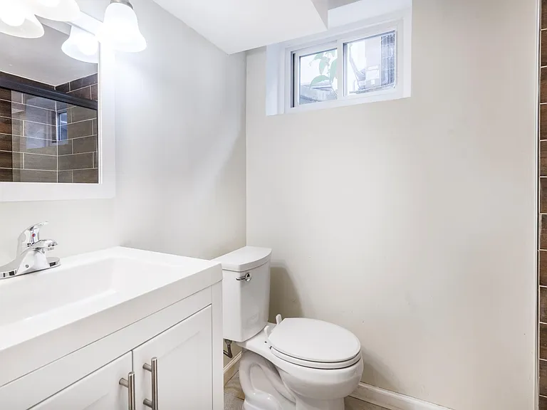 Basement full bathroom.
