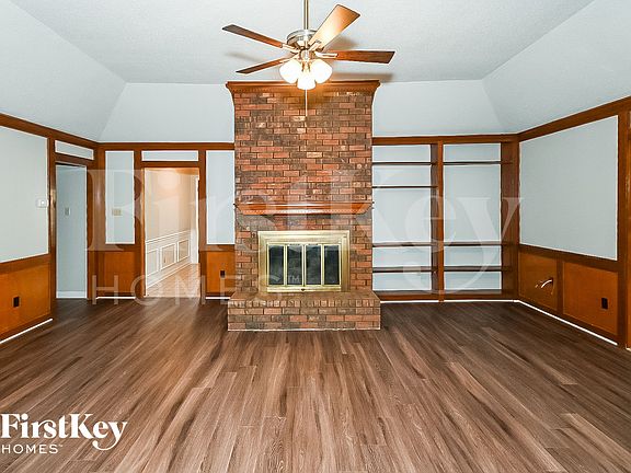 2nd image of 3004 Cane Creek Dr