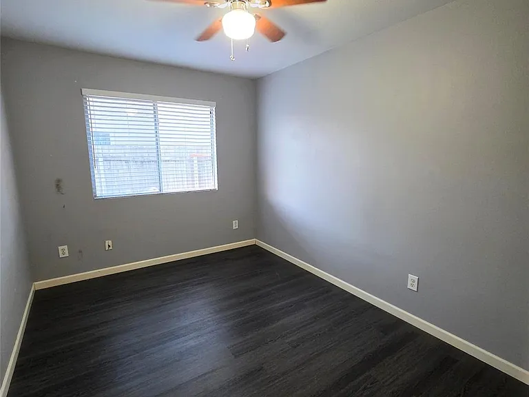 9514 Manorstone Ct — Photo 8