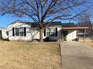 7102 Maple Park Dr, Richland Hills, TX 76118